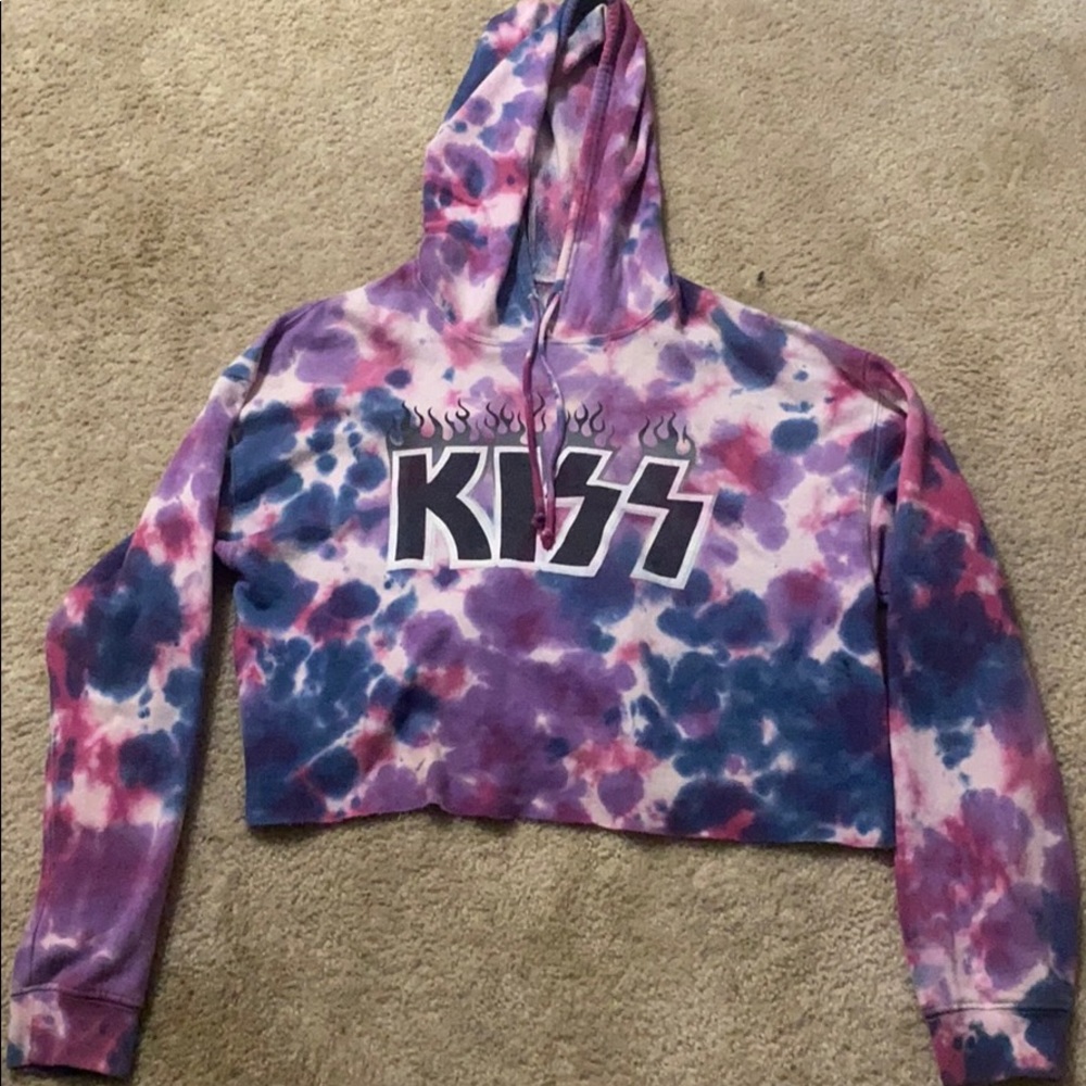 Kiss Crop Top Hoodie